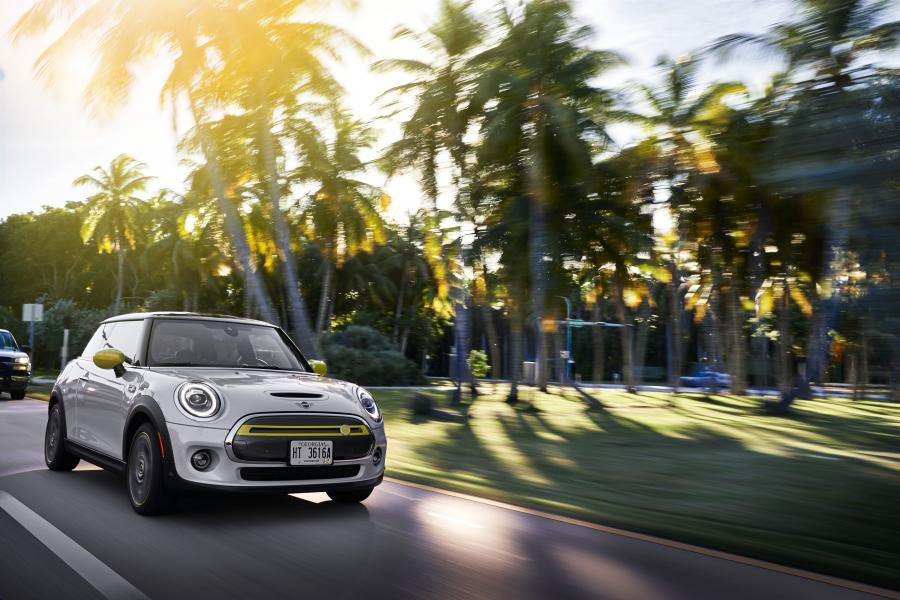  Mini Cooper SE (F56) 2020 года  (NA) (фото 48 из 342)